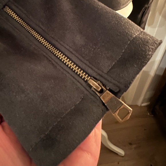 Banana Republic faux suede jacket in dark green - Picture 7 of 9